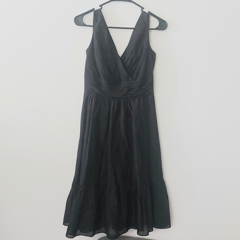 🌷3/$20🌷NWT White House Black Market Sleeveless Black Dress